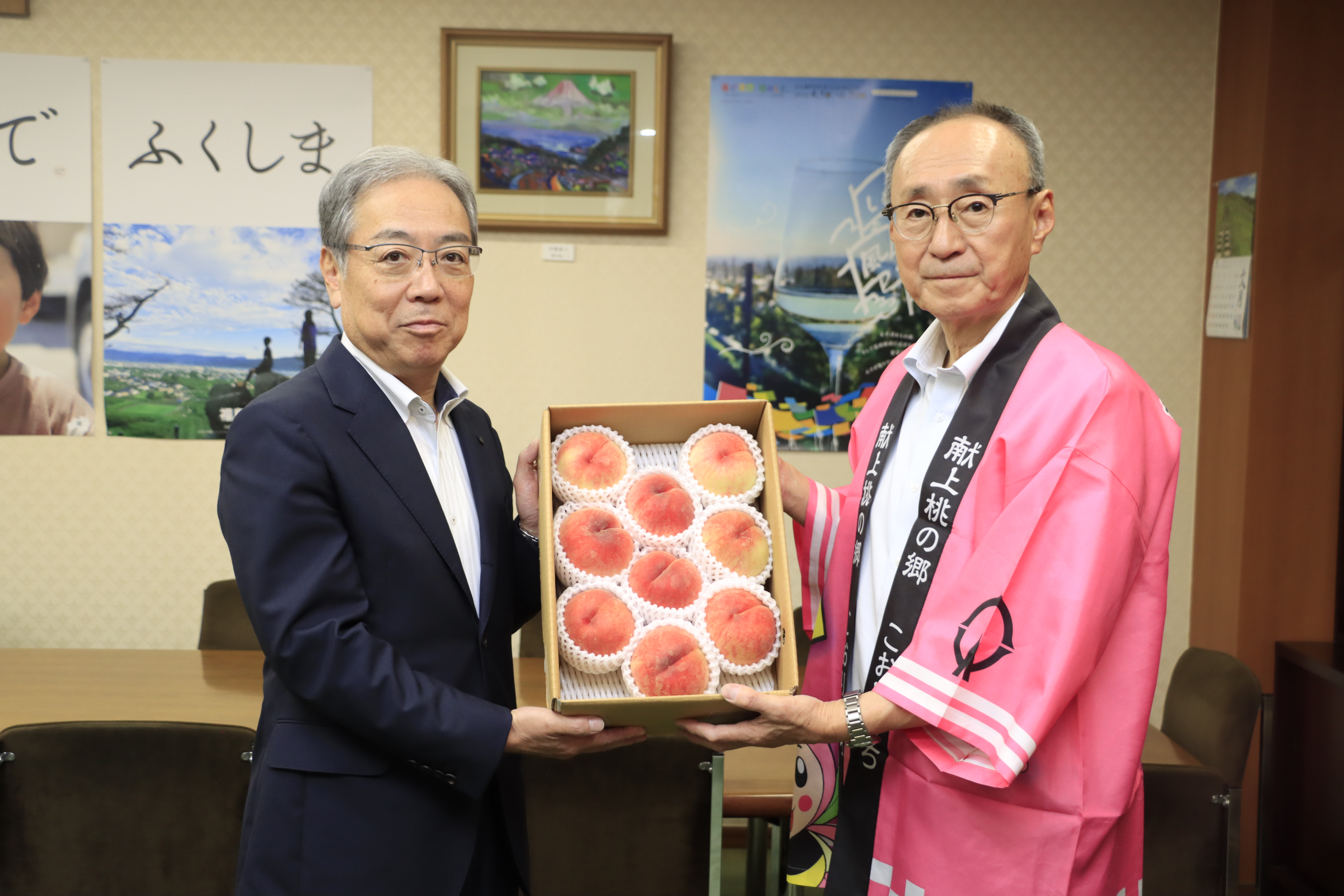 福島県に贈呈