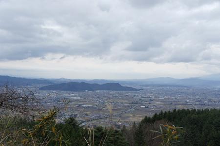 松原林道から望む信夫山と信達平野の写真