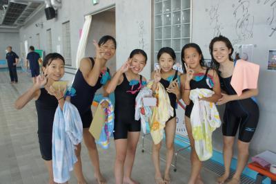 水泳教室参加者の記念写真