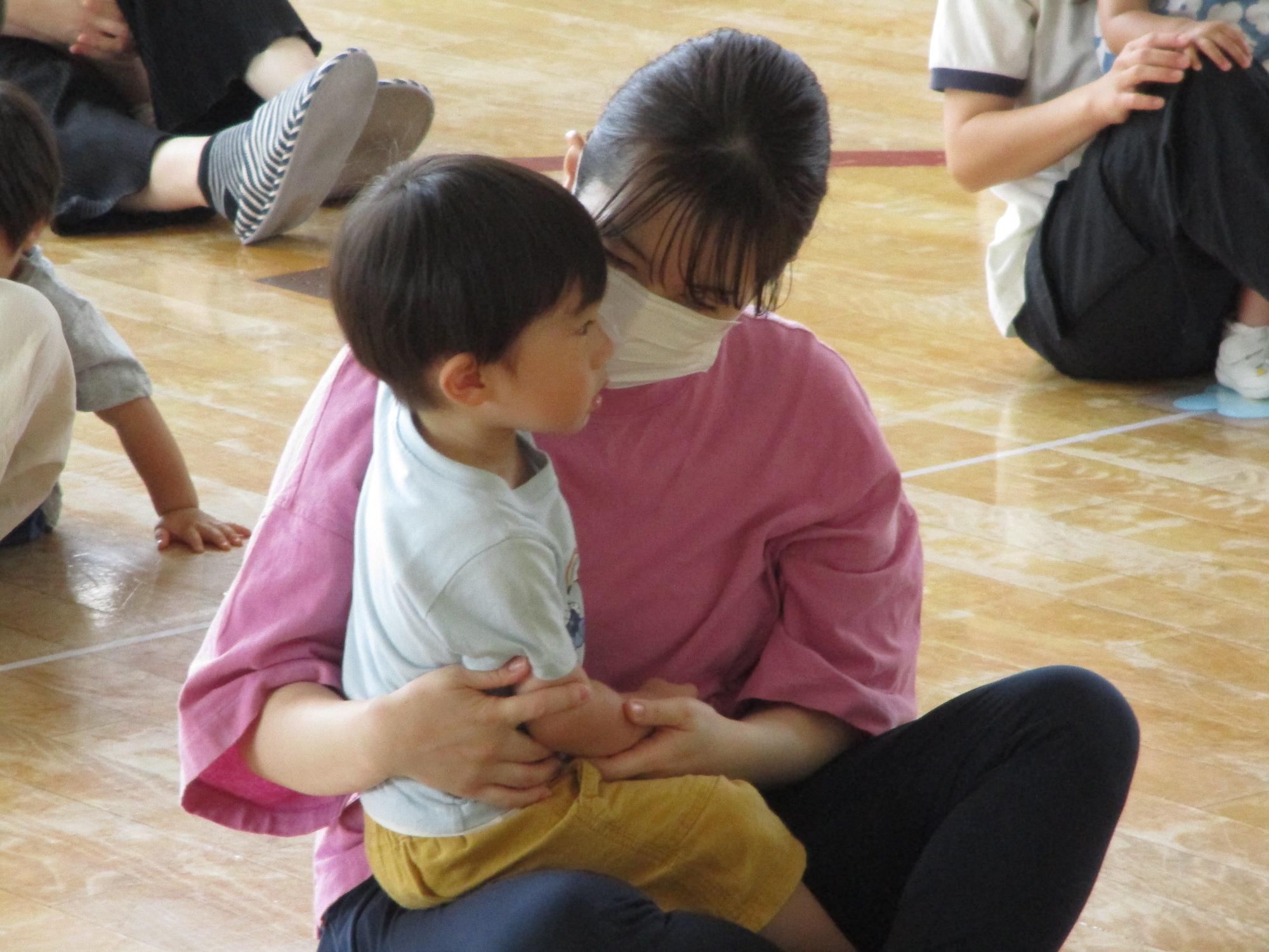 七