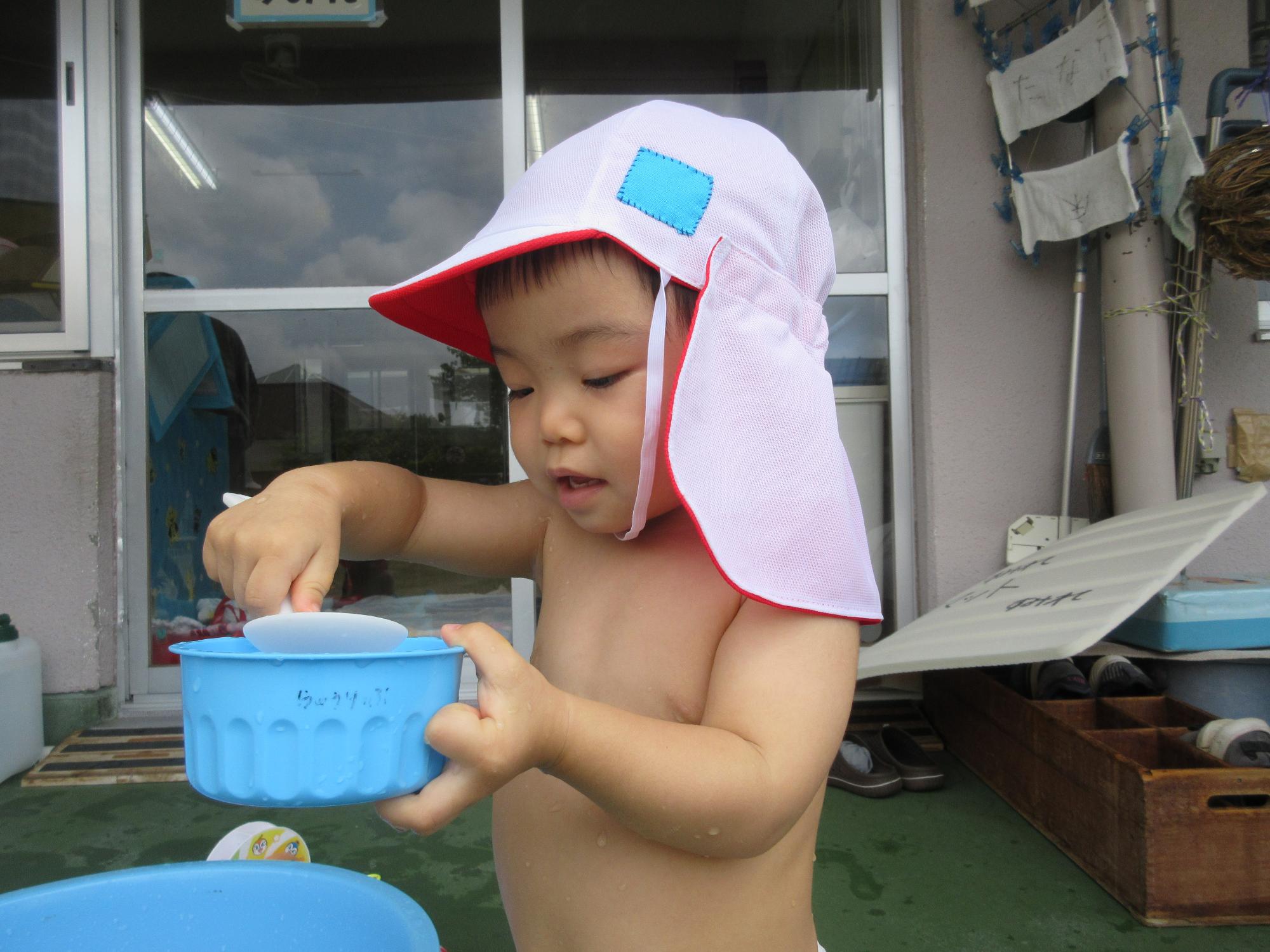 七