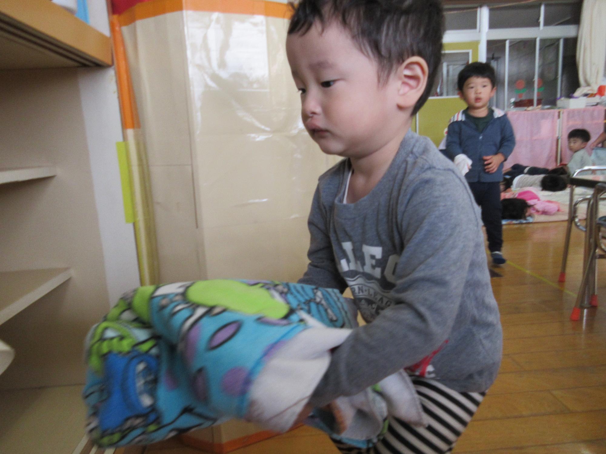 零四