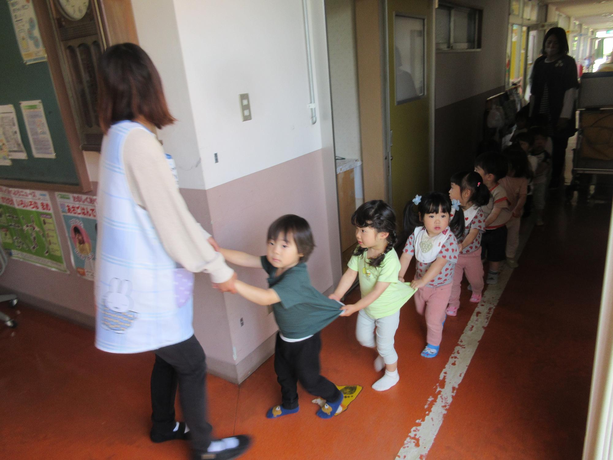 三十に