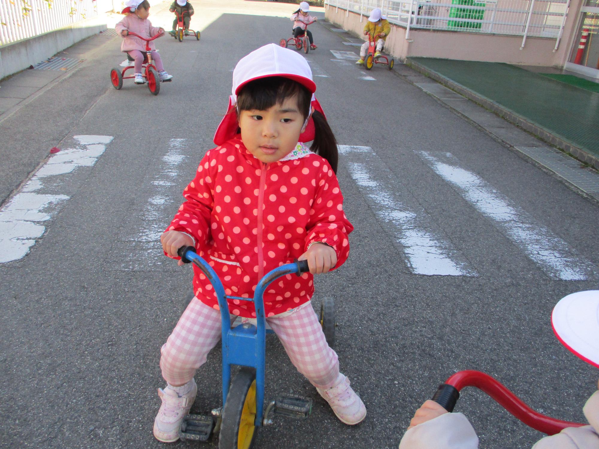 三重イオン