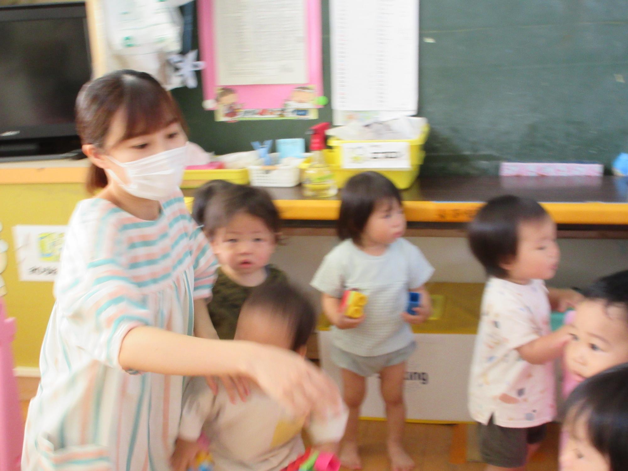 零四