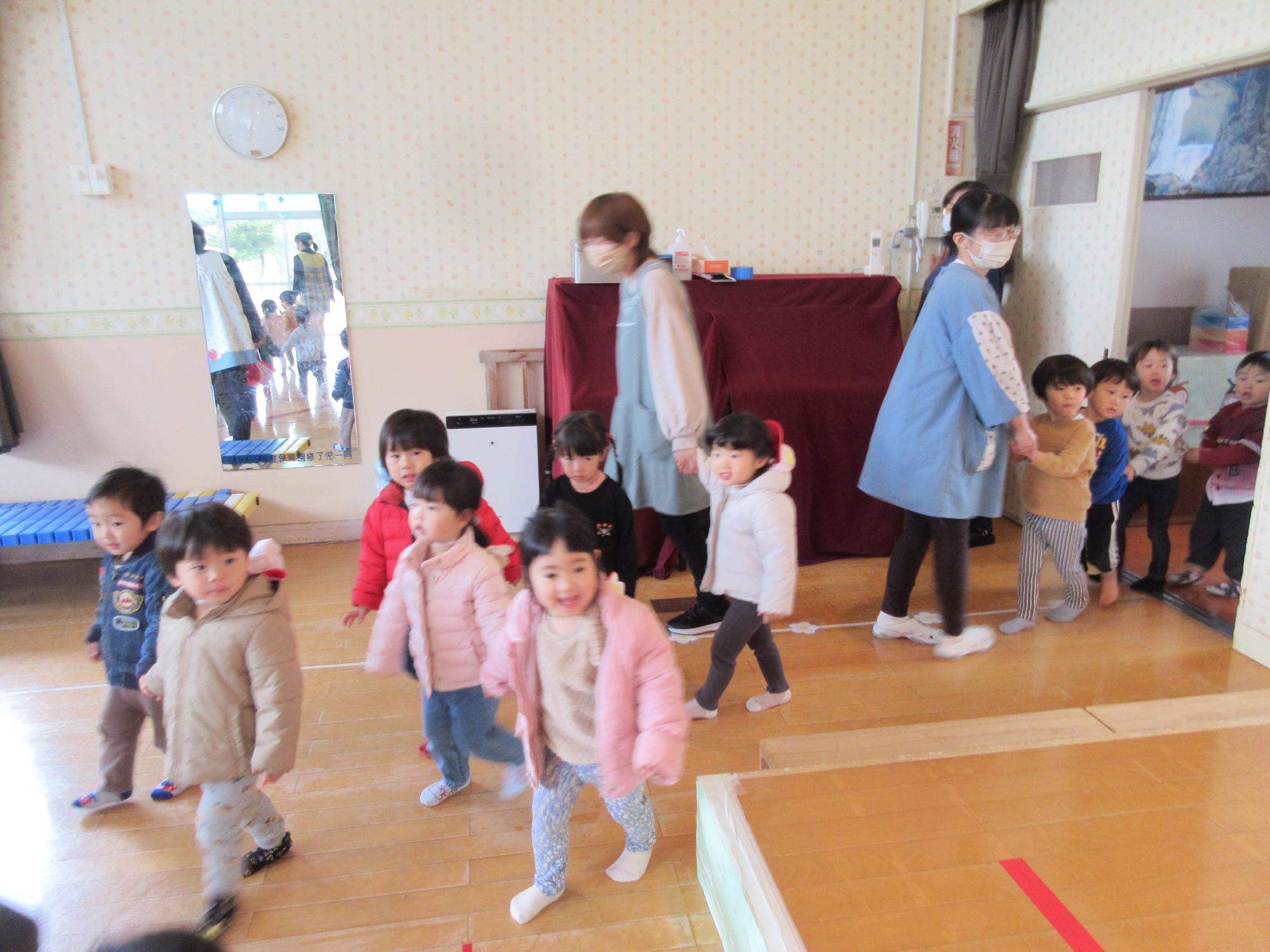 三十に