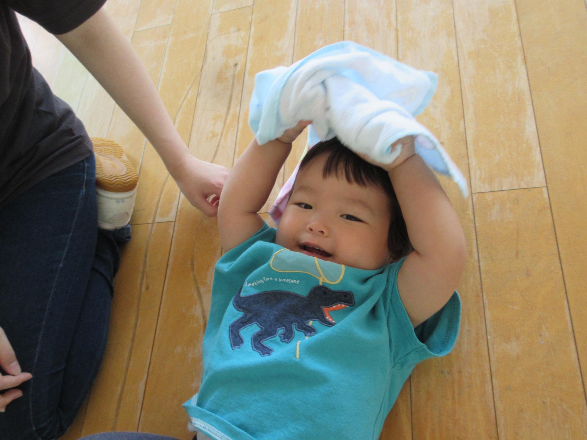 六十に