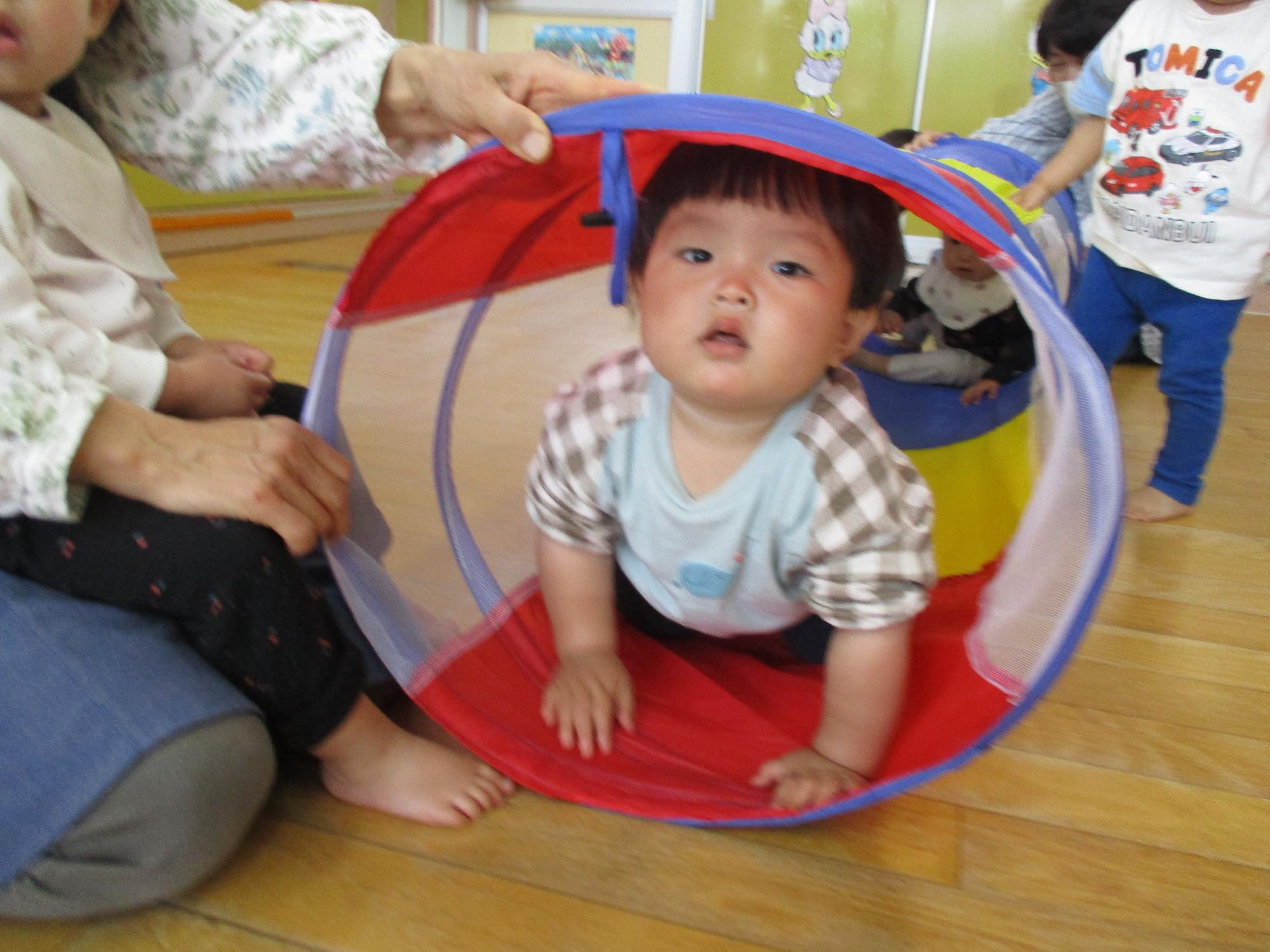 六十に