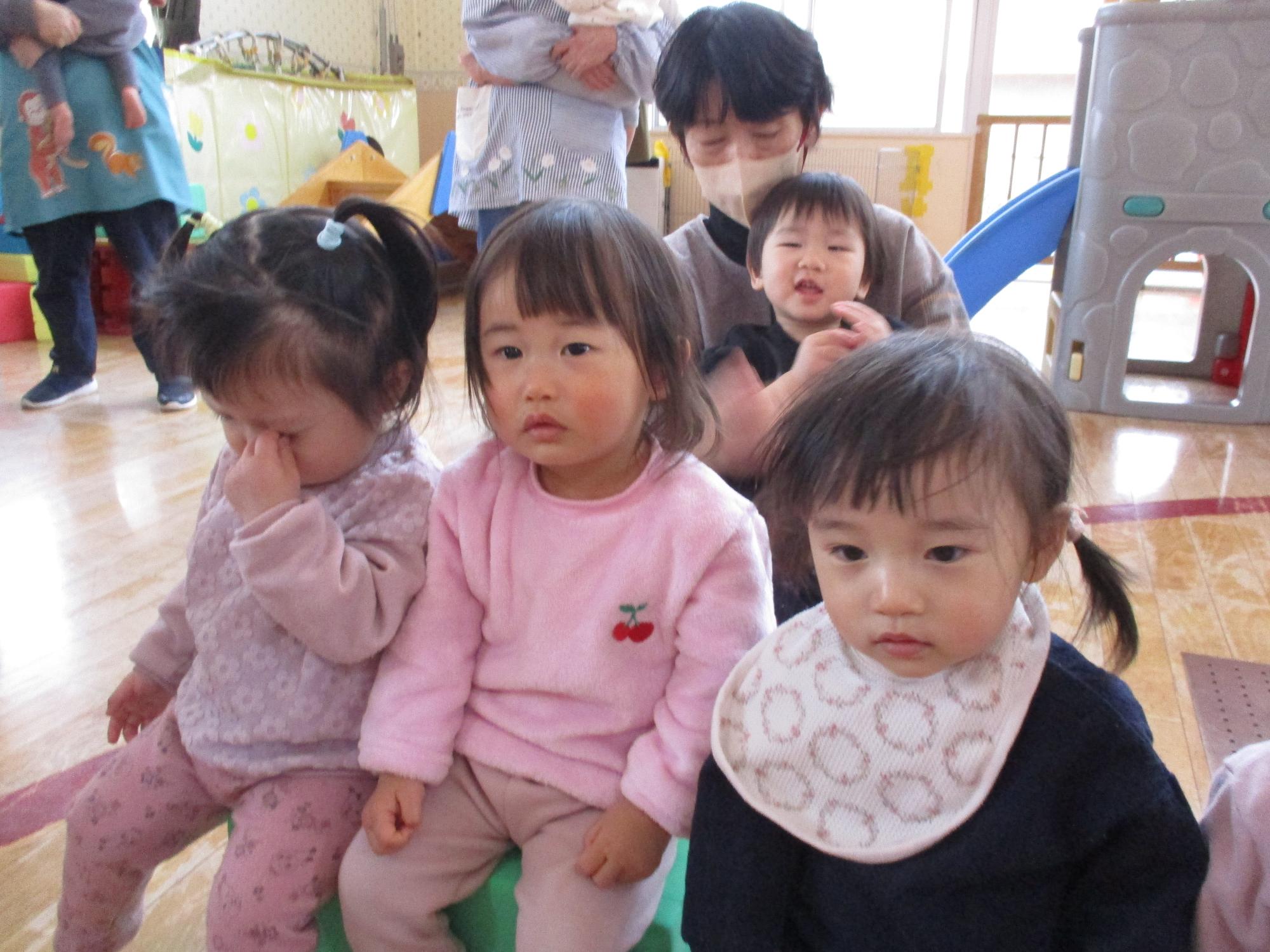 六十に