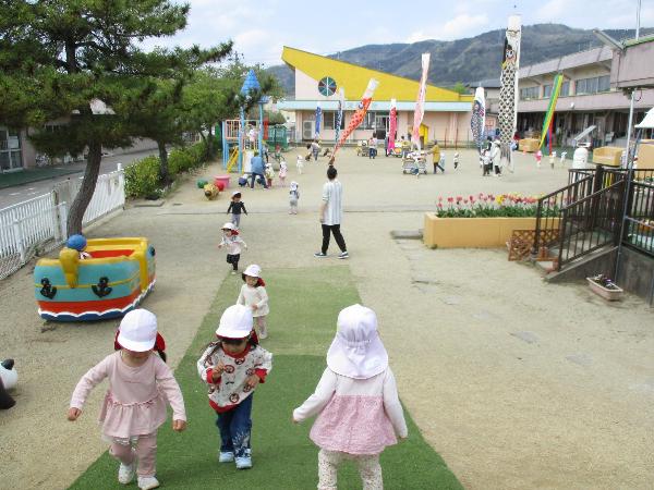 に樹運い