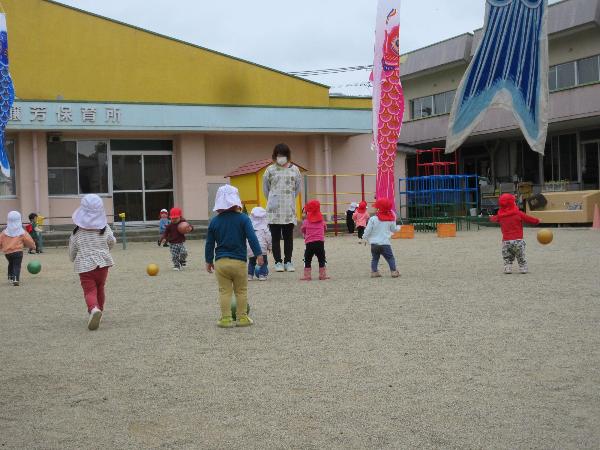 四七