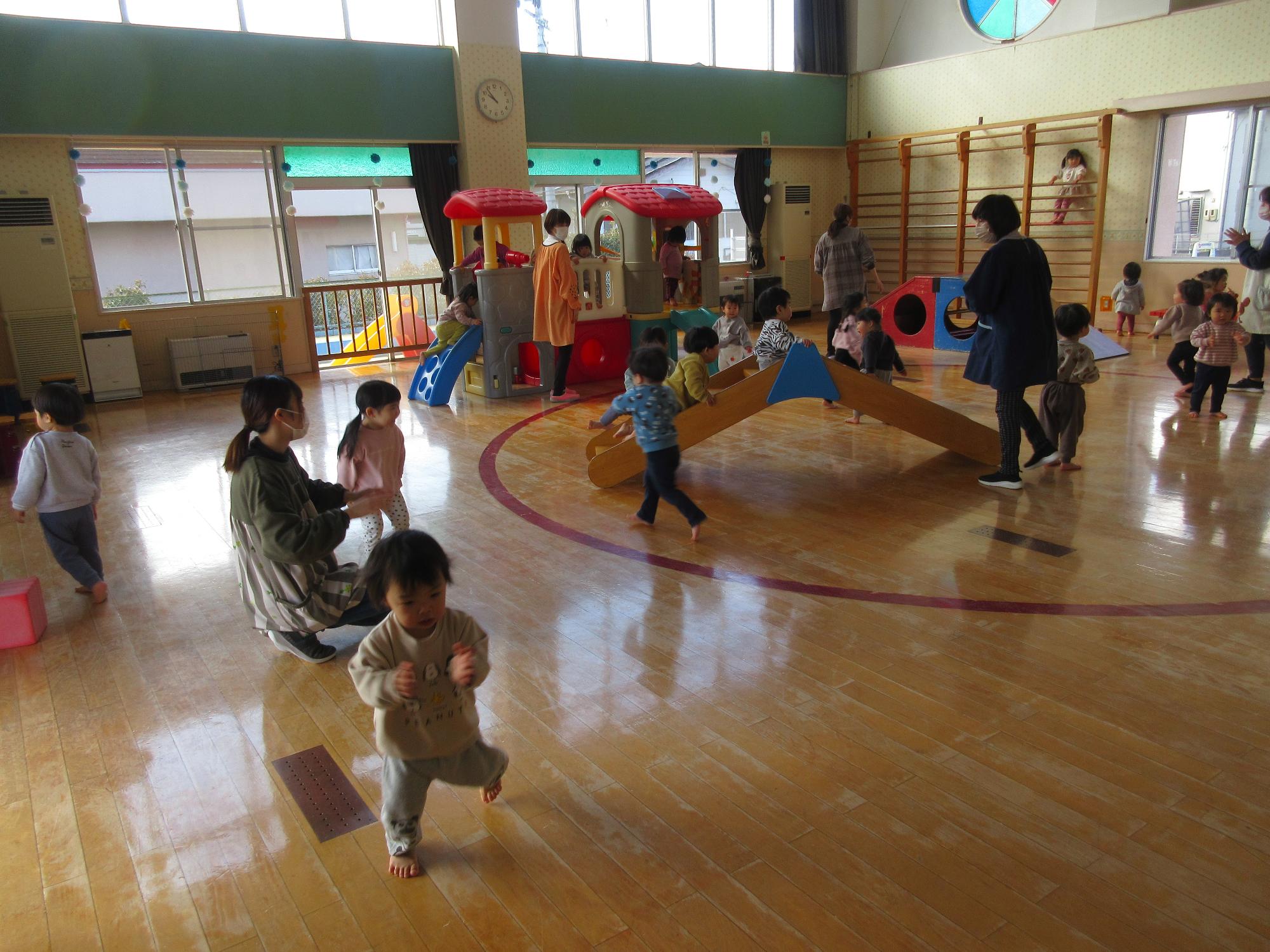 四十に