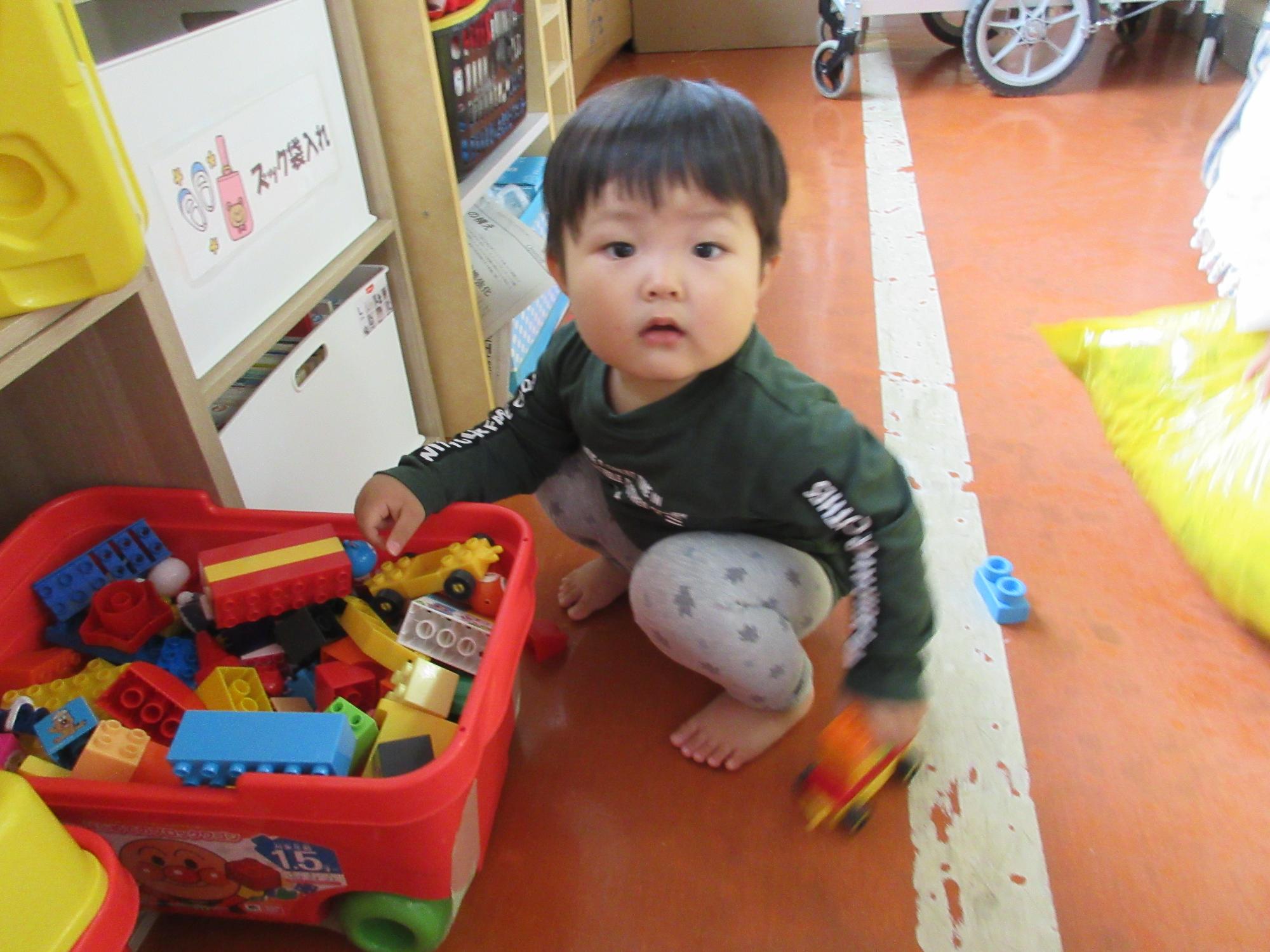 四