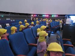77628
