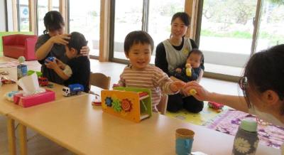 子育て支援センター ぱんだ