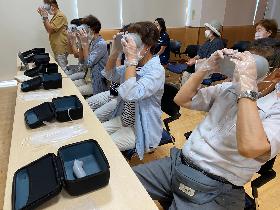 認知症VR（バーチャルリアリティ）体験様子