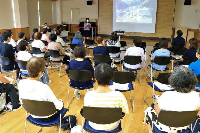 名物バスガイドと巡るツアー2