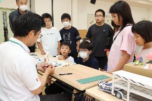 ペーパークラフトの様子2