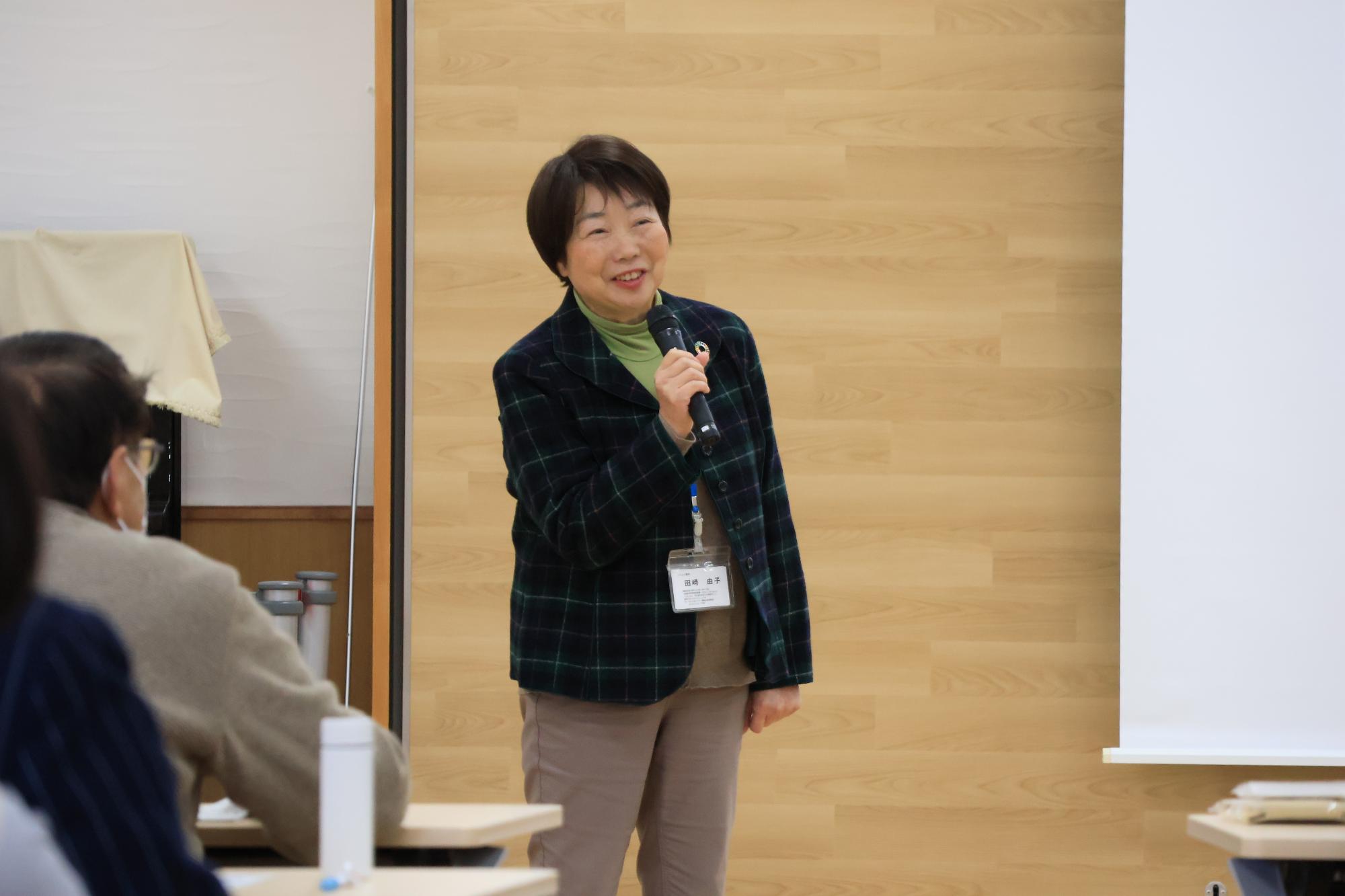 成人講座「終活について～これからの人生を考えよう～」の様子3