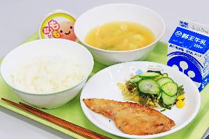 給食の写真2