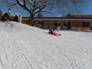 そり遊び